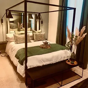 The Fifth Quarters, Grade Ii Listed Apartment, The Lace Market, Ng1, Centre, Nottingham, Sleeps 4 , Nottingham United Kingdom
